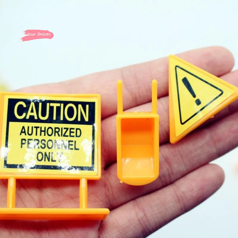 8Pcs Miniature Dollhouse City Engineering Road Sign Yellow Traffic Model Simulation Ornament Doll House Accessories