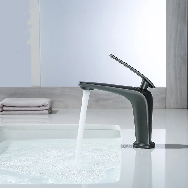 

Серый смеситель для раковины в ванной комнате, латунный смеситель для горячей и холодной воды ORB, смеситель для раковины с рычагом