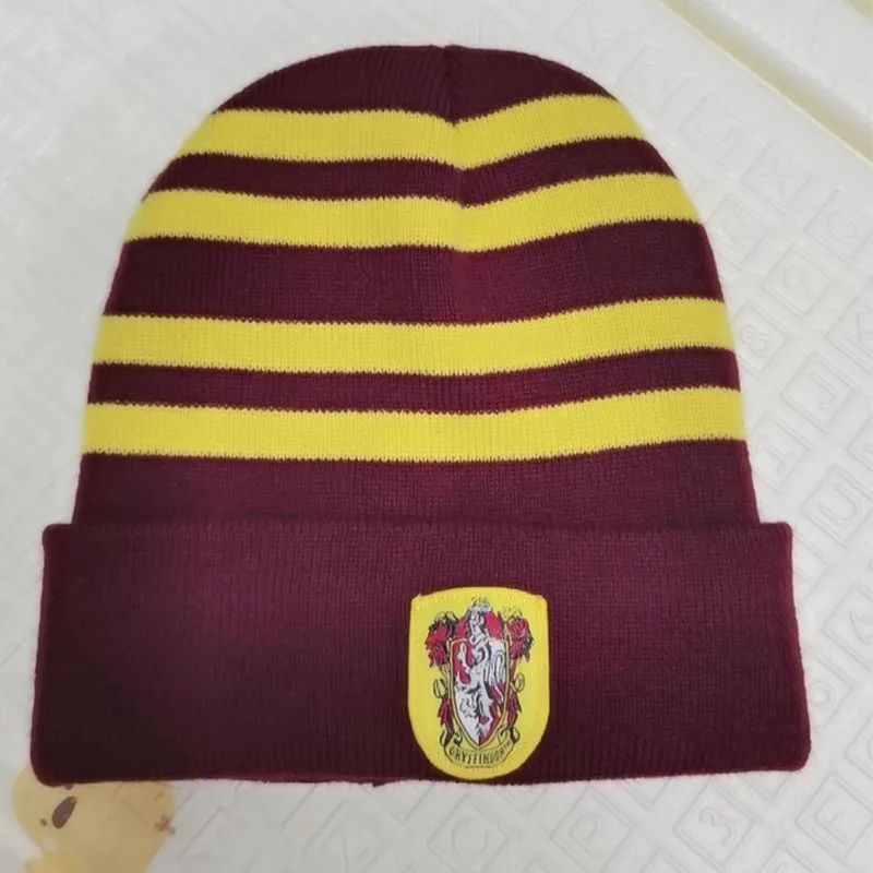 Magic School Gryffindor Cosplay Strickmütze – warme fliegende Mütze für Herbst und Winter, trendige Unisex-Accessoires und Weihnachtsgeschenk