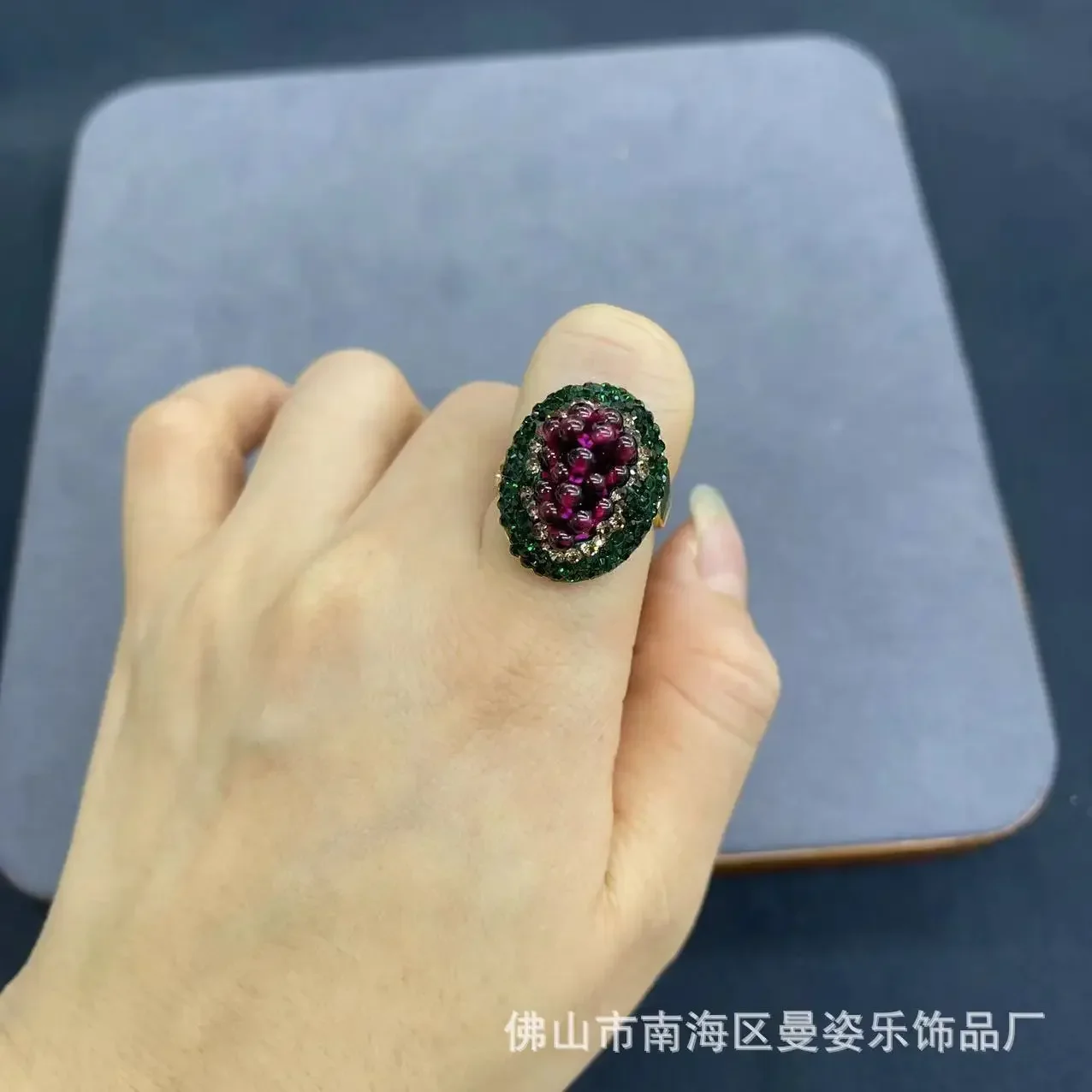 Original jewelry Natural garnet grape shape clay inlaid ring Douyin hot-selling French personalized jewelry