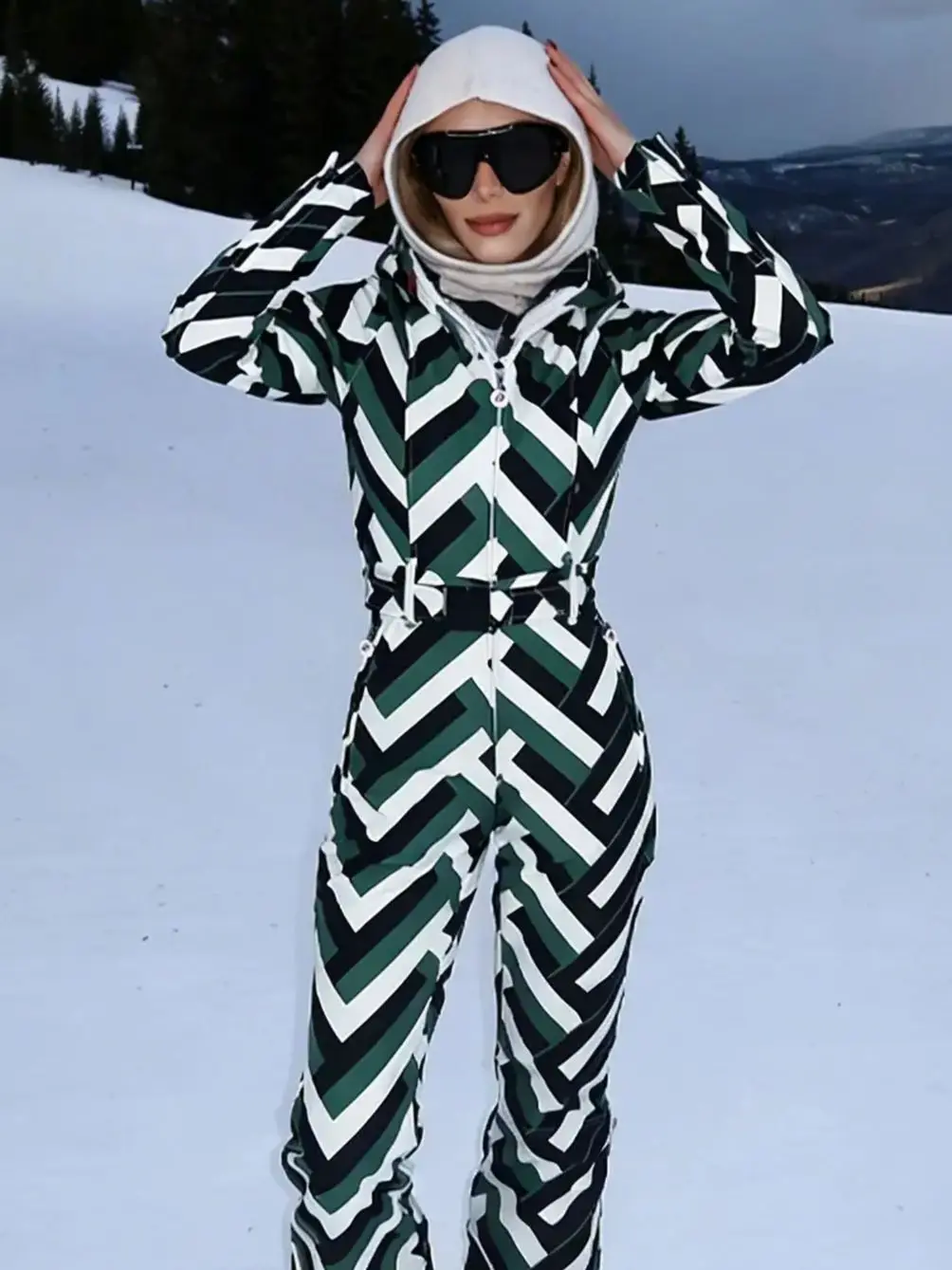 Tarnstreifen-Skianzug-Sets mit Hohem Kragen, Winddichte Kapuzenjacke, Warme Hose, 2026 Neue Damen-Schneesportbekleidung – Detail 4