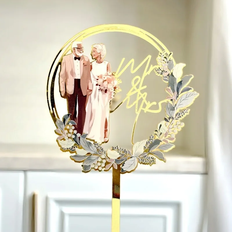Golden Acrylic Mr&Mrs Love Wedding Cake Topper Wood Bride and Groom Cake Topper for Wedding Engagement Party Cake Decorations