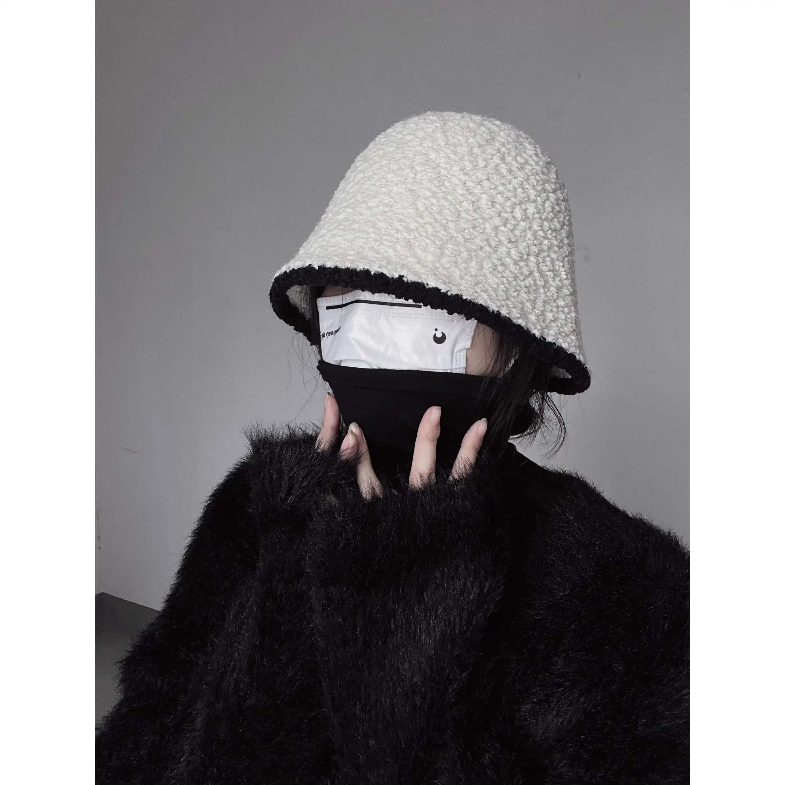 UMI MAO Autumn And Winter Versatile Age Reduced Lamb Wool Fisherman's Hat Small Assorted Color Contrast Basin Hat Warm