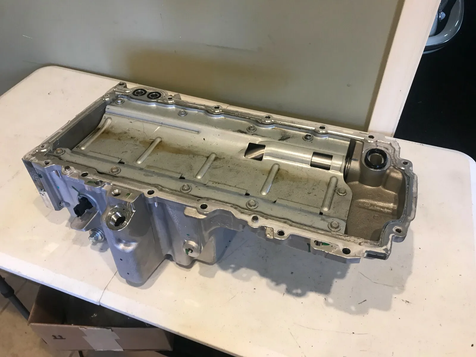 GM LT4 engine box motor take-off oil pan cooler hot rod LTX exchange 03AA5-