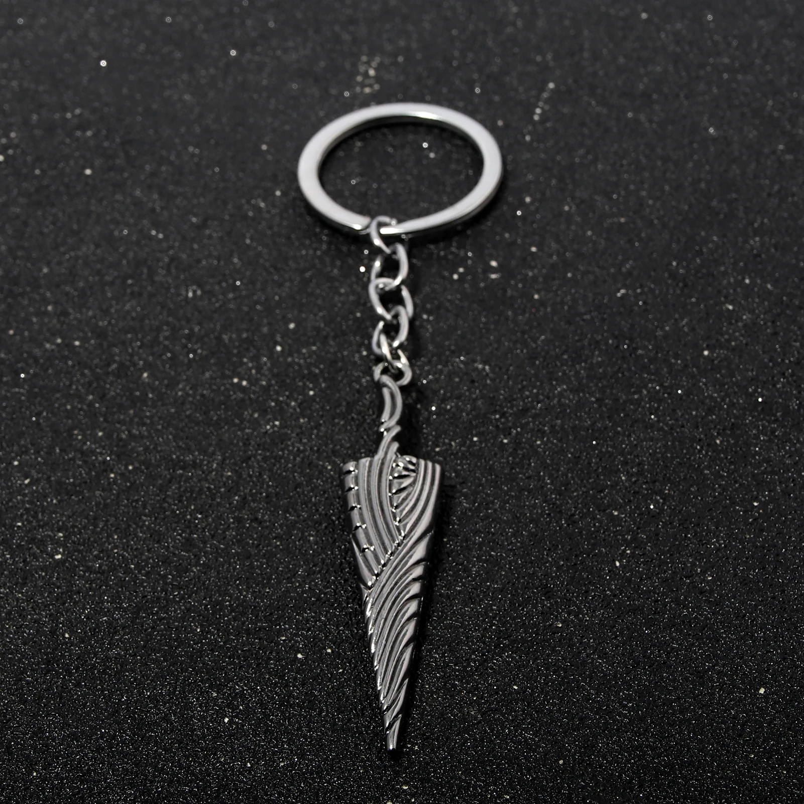 لعبة الجوف فارس العظام مسمار شعار سلاسل المفاتيح شاحب الملك الشكل مفتاح سلسلة مجوهرات هدية للنساء الرجال المعادن كيرينغ حلية