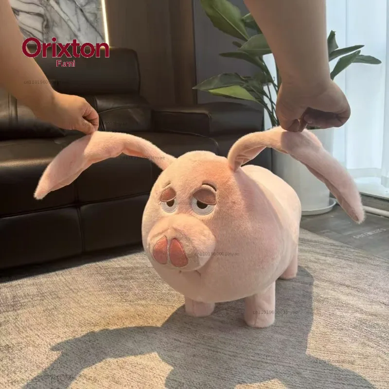 people mount flying pigs, dolls can sit on benches, cute piglets, pig stools, seats, low stools