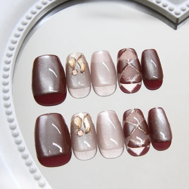 30Pcs Short Square Romantic Chestnut Latte Cat'S Eye Rhombic Fake Fingernail Set Is Suitable For Students, Office Workers, Daily