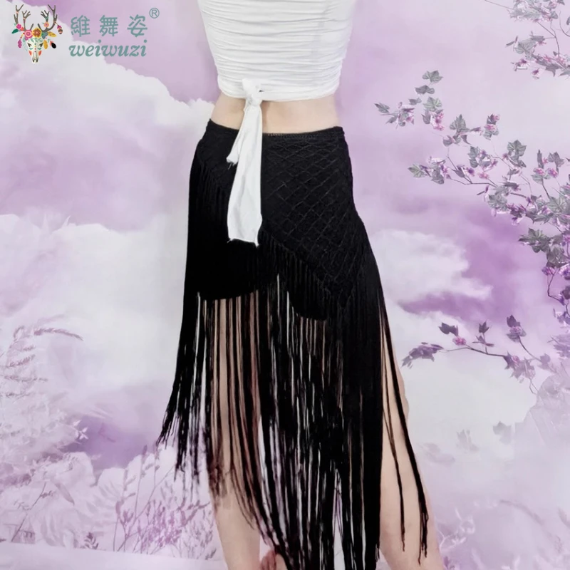 Swegal buikdans tailleketting Oosterse heuphanddoek met de hand gehaakte mesh driehoekige heuphanddoek met lange franjes veelzijdig