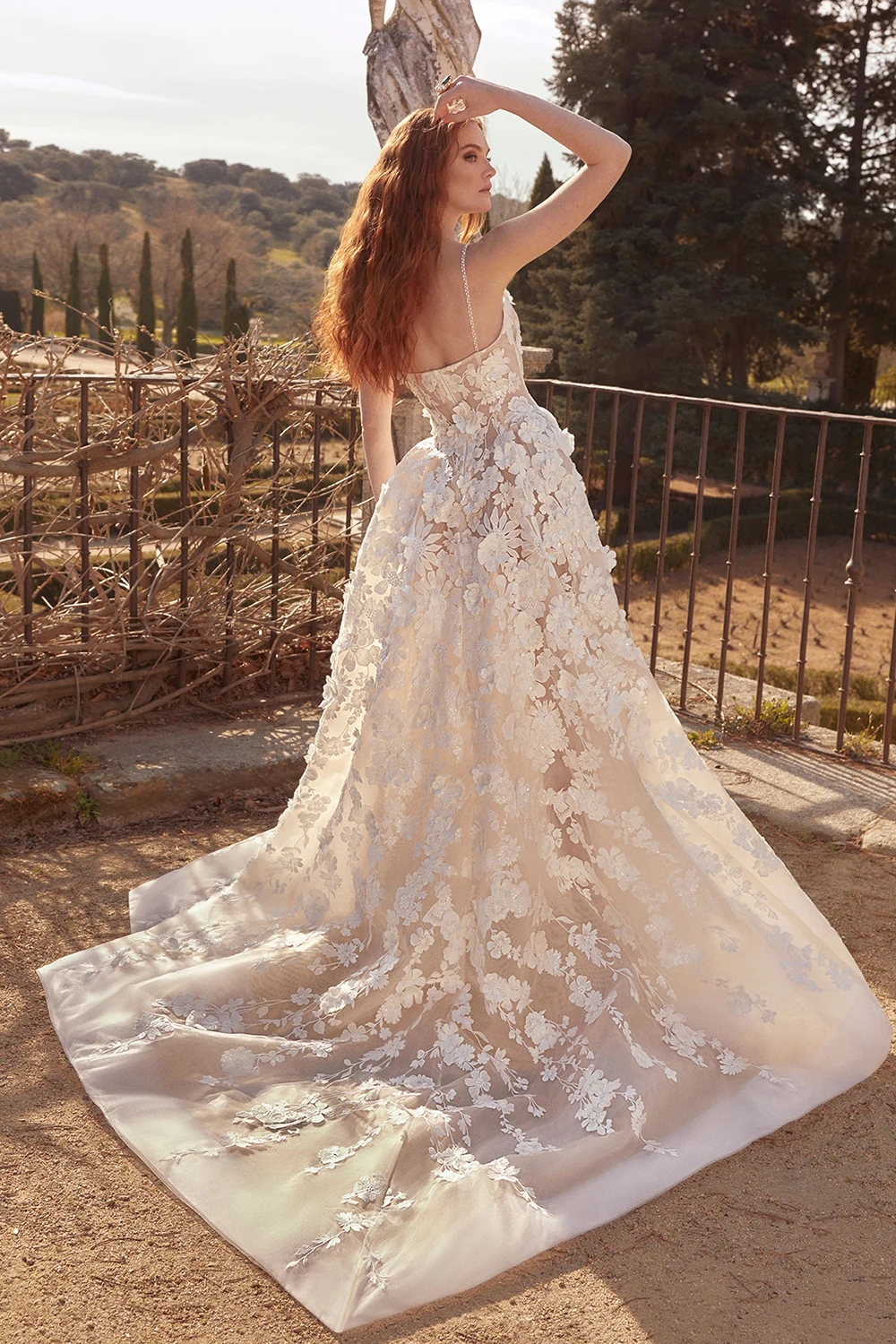 فساتين زفاف أنيقة على شكل حرف A مزينة بالدانتيل بدون ظهر بدون أكمام فستان زفاف الأميرة فيستدو دي نوفيا مصنوع حسب الطلب #3