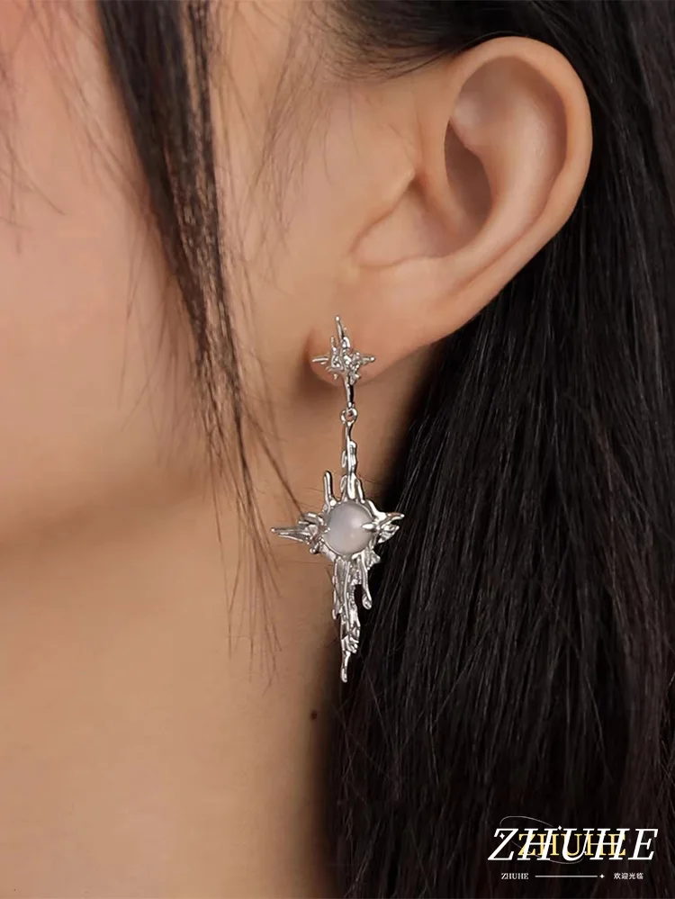 

Unisex Copper Jewelry Accessories, Vintage Starburst Drop Earrings, Edgy Liquid Metal Earrings, Grunge Style Jewelry, Unique Gif