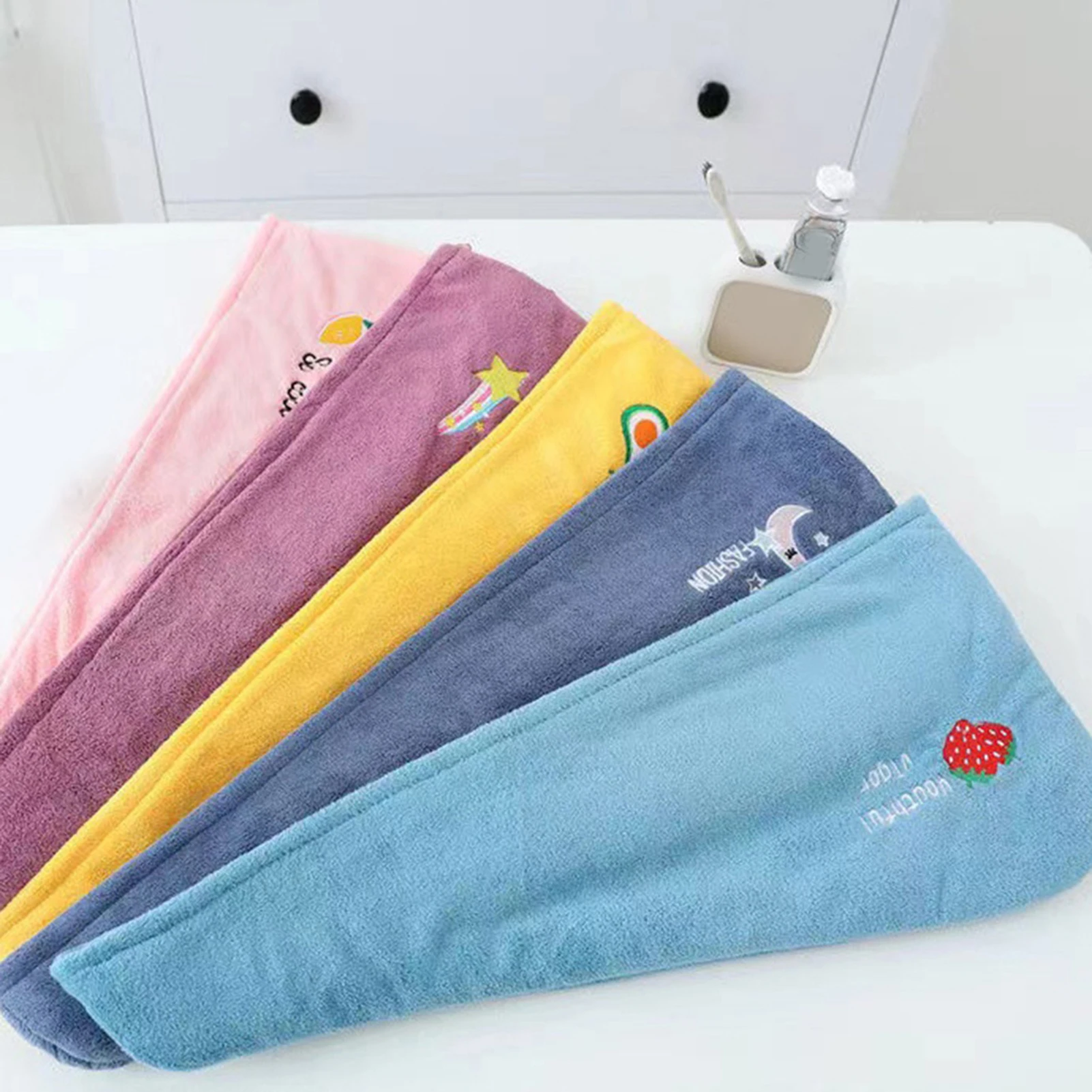 ผ้าขนหนูขนแกะปะการังการ์ตูนเย็บปักถักร้อย Super Absorbent หนานุ่มหมวกอาบน้ําสําหรับผู้หญิงผู้ชายอาบน้ําผมแห้ง