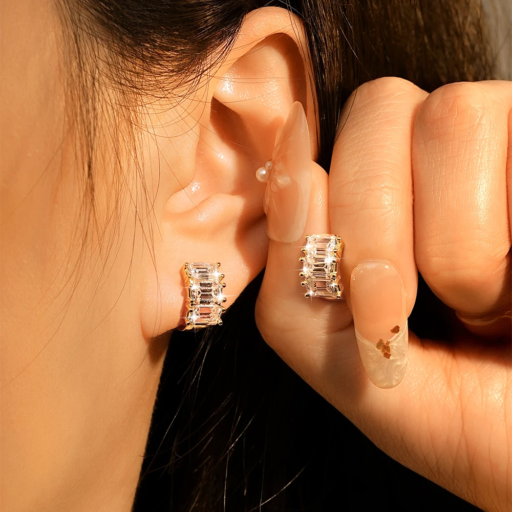 

Abestecom Fashion Earring Copper Emerald Cut Moissanite Minimalist Earring Gold Plating Classics Women Earring Fine Gifts
