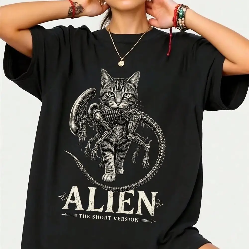 Alien Cat T-shirt, Fun Sci-fi Horror Movie Parody T-shirt for Women, Summer New Unisex T-shirt