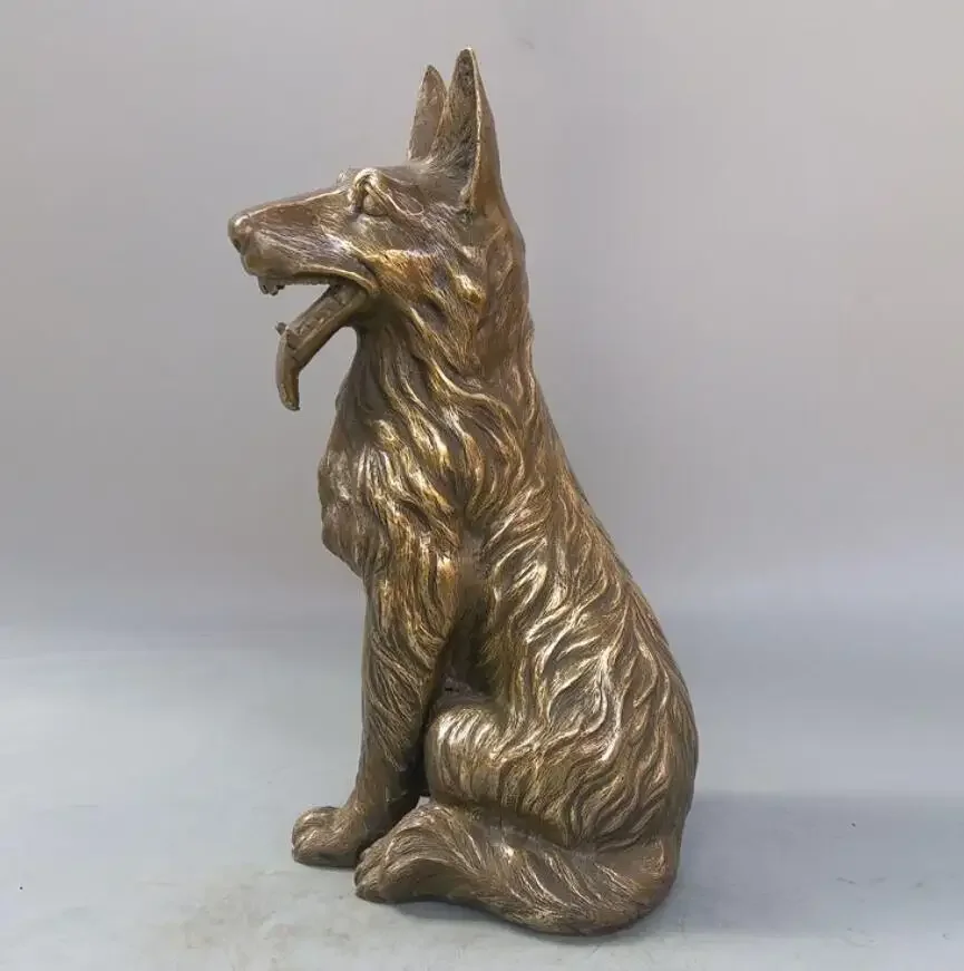 The manufacturer directly provides pure copper dog metal crafts Wang home decoration animal ornaments brass dog ornaments craft