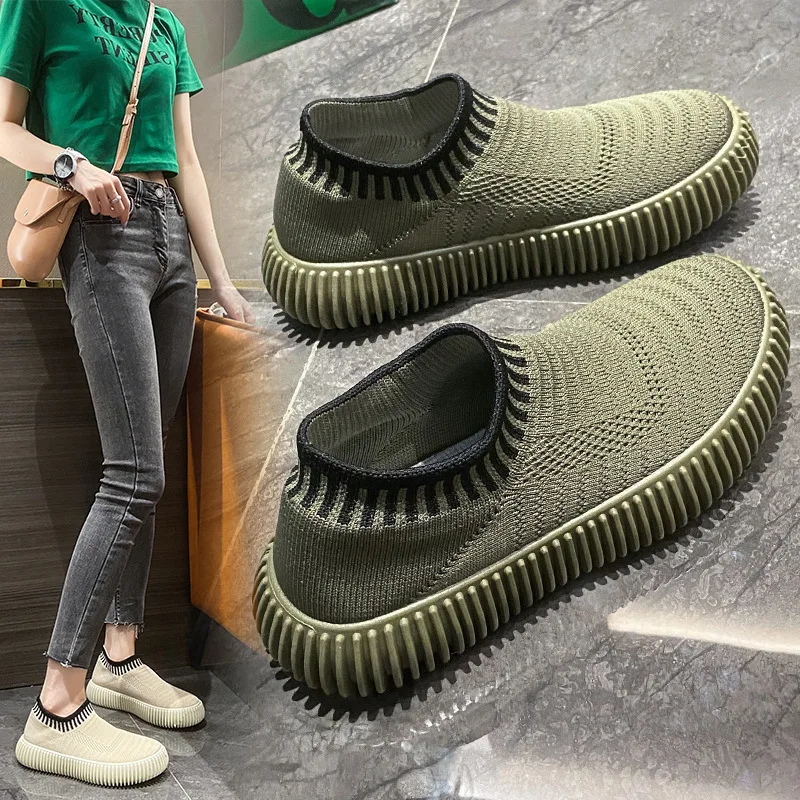 

Foreign Trade Flying Weaving Couple 2023 Spring and Autumn New Sneaker Fashion Trend Student Casual Shoes Mesh Shoes Wholesale