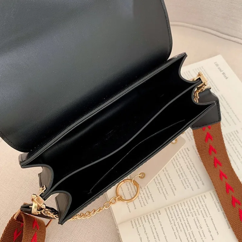 Autumn and winter bag women\'s Korean version of the one-shoulder crossbody fashion matte contrasting small square bag