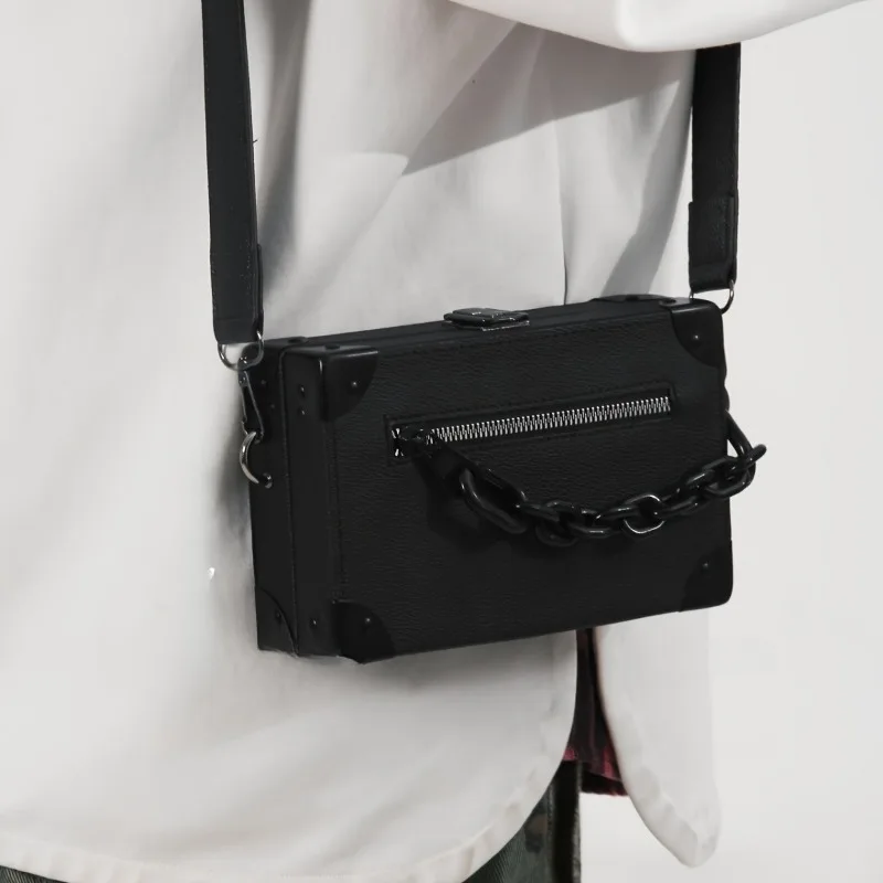 

1pcs Crossbody Shoulder Bag PU Hard Box Bag With Chain Decoration Street Style Adjustable Strap Purse