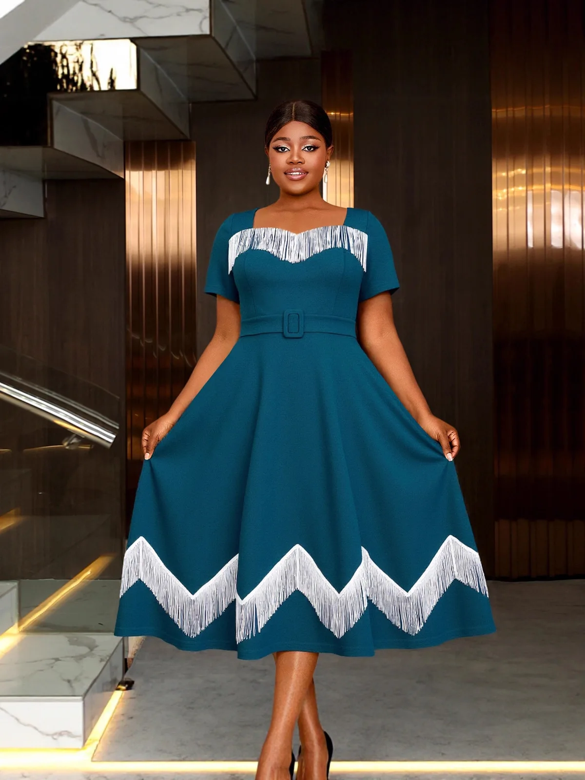 

plus Size Retro Elegant Square Neck Short Sleeve Fringed Dress Slimming Contrasting Colors Women's New 2025