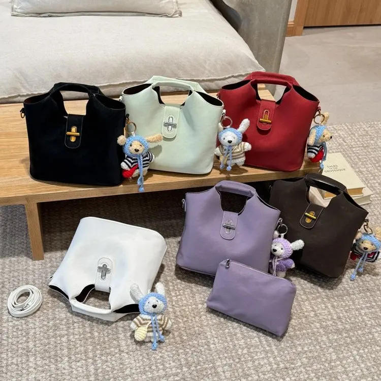 

Designer Classic Diaper Bag for Women Luxury Crossbody Handbag Elegant Leather Tote Minimalist Vintage Large Capacity Bag