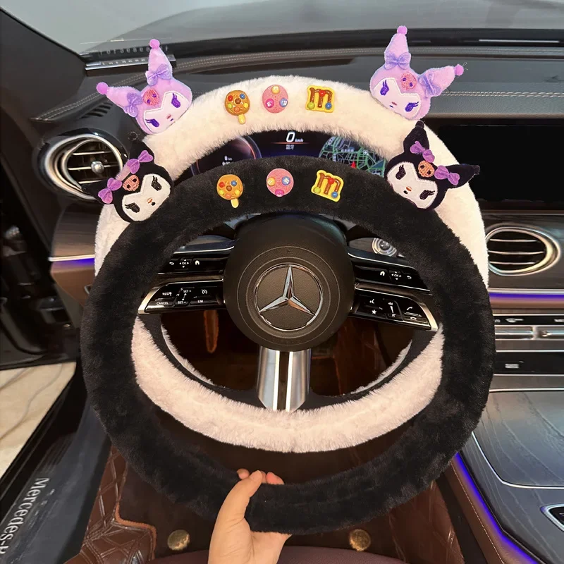 

Sanrio Kawaii Pochacco Winter Plush Steering Wheel Cover Kuromi Anime Cartoon Universal Warm Non-slip Non-shedding Handle Cover