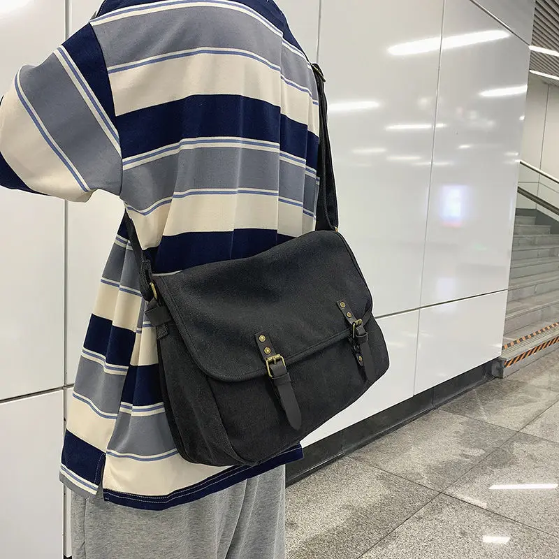 Japanese ins canvas shoulder bag large-capacity male diagonal bag retro postman canvas female bag for students