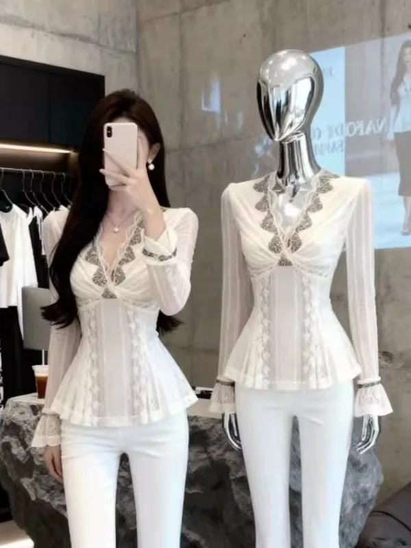 

Женский облегающий кружевной топ Heavy Embellied V-Ne с бриллиантами, осень-зима, элитный белый топ, повседневный топ