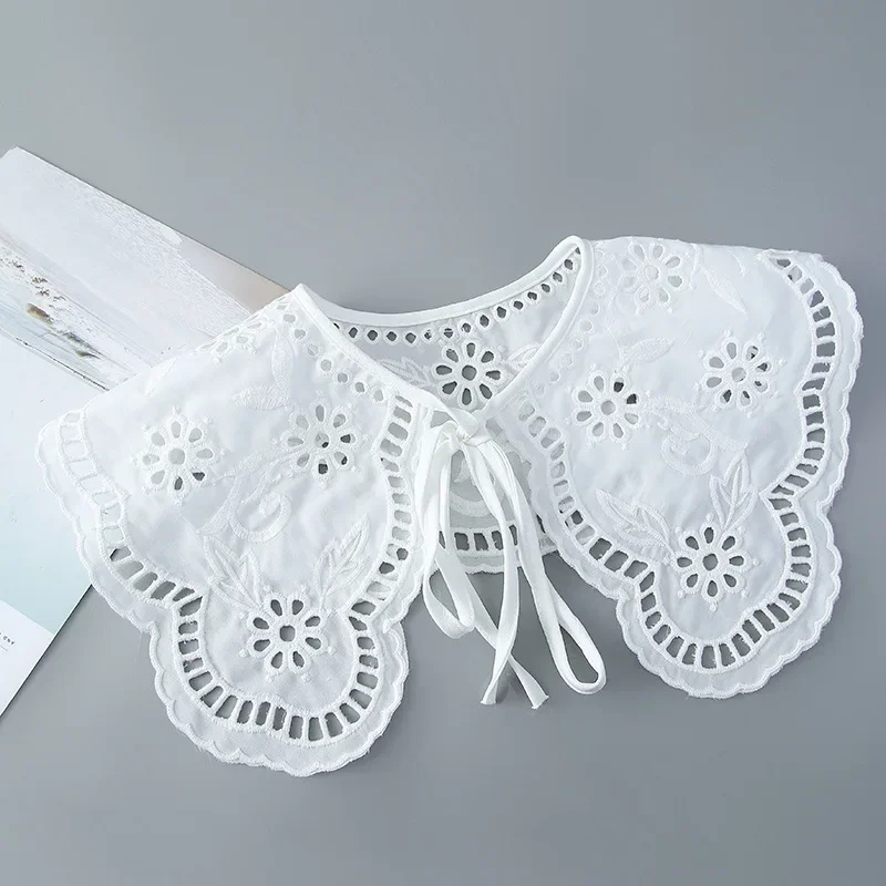 Linbaiway Female Fake Collars Shawl Girls Hollow Out Lace Detachable Collar False Collar for Women Lapel Blouse Scarf