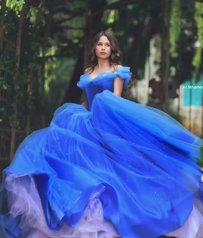 Cinderela azul real quinceanera vestidos de baile fora do ombro inchado tule frisado festa doce 16 vestido