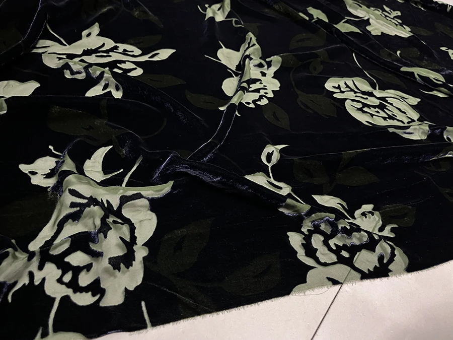 High Quality Real Silk Gold Velvet Clothing Cloth Hollow Flower Designer Fabric Cheongsam Qipao