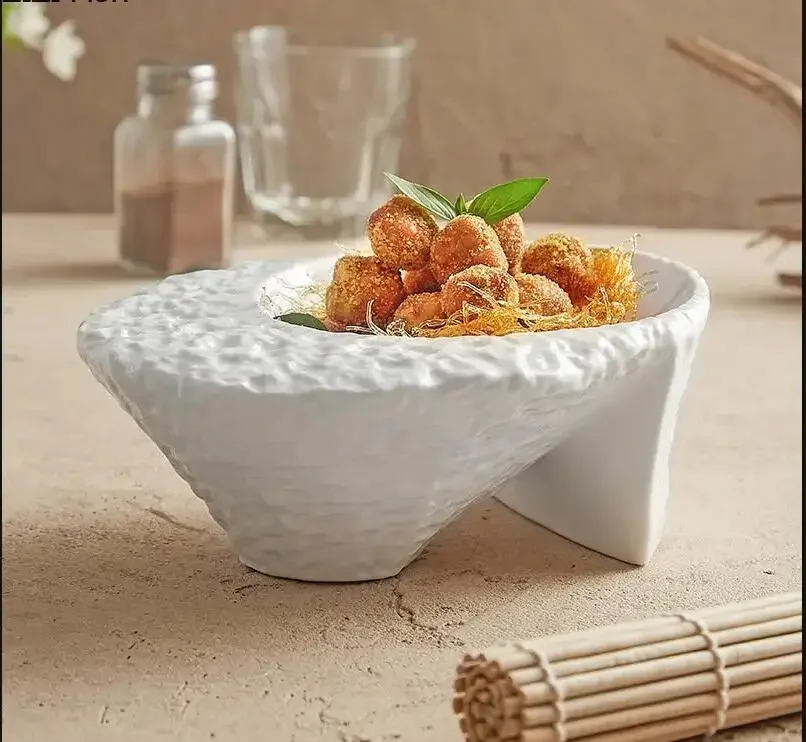 

Десертная тарелка для салата, ресторан, основный курс, стейк, домашняя кухня, белая посуда, керамика неправильной формы