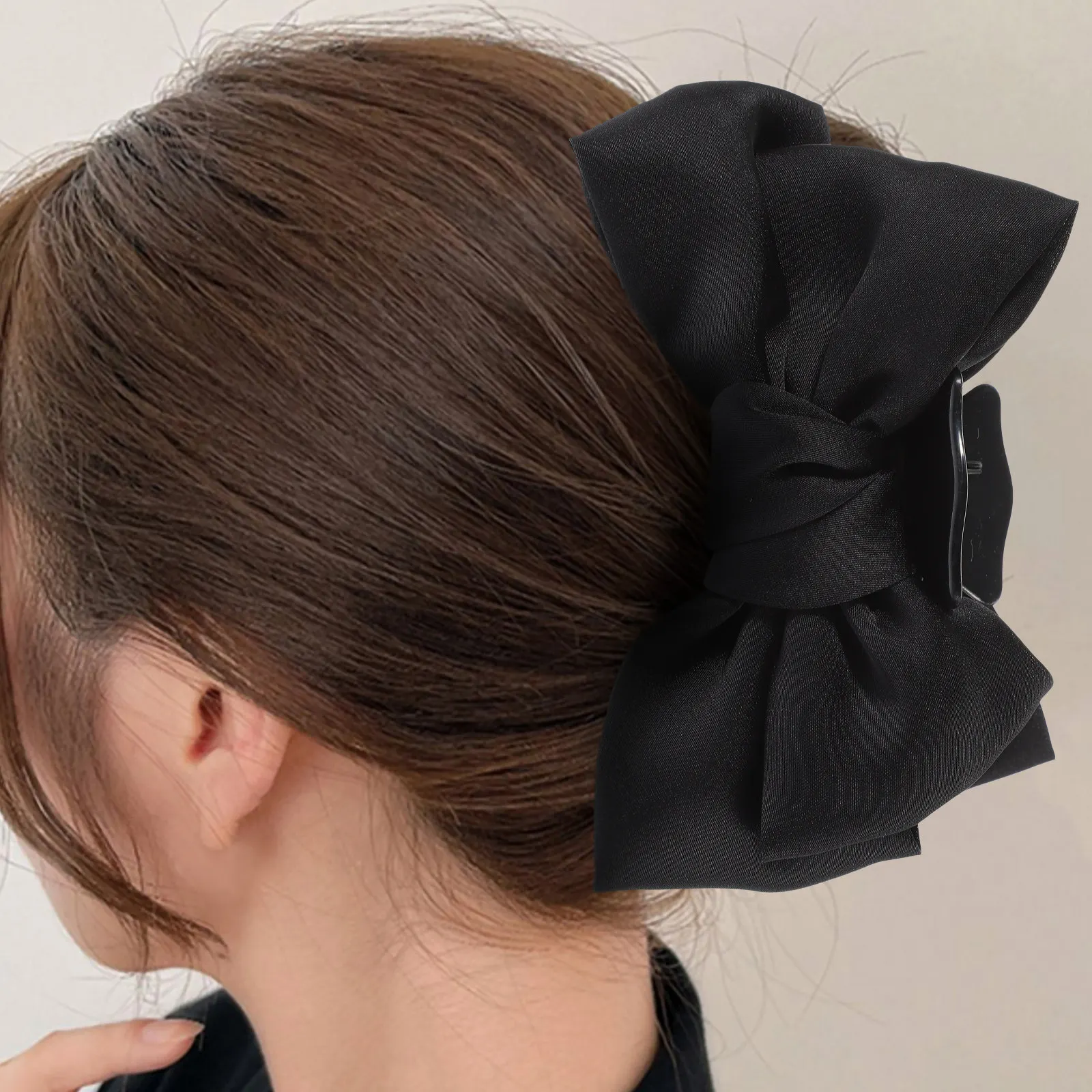 2Pcs Cute Large Bow Hair Jaw Clips for Women Sturdy Fabric Plastic Claw Clip Fade Resistant Deform Proof for Daily Use