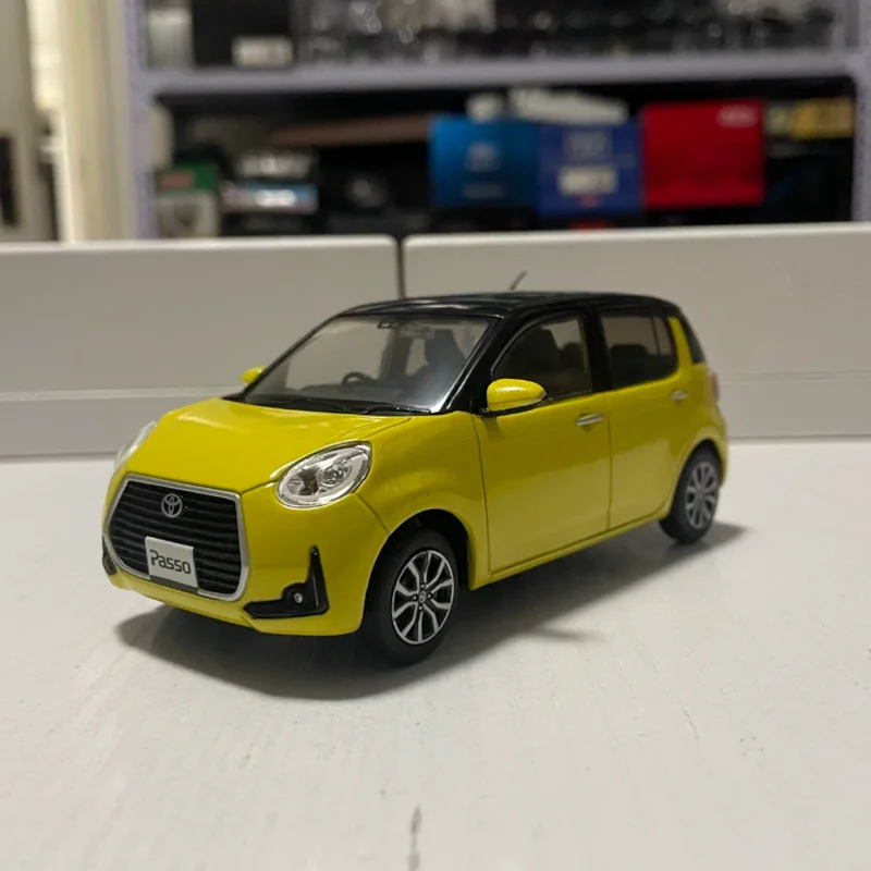(Old Stock)Diecast 1:30 Scale Passo Moda JDM Miniature Alloy Car Model Desktop Decoration Unique Gift Collectibles Toy
