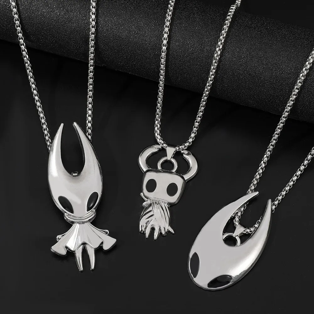 ファッションゲームジュエリーアクセサリー、ホロウナイトをテーマにしたネックレス、人気ゲーム「シルクソング」のヒップホップネックレスアクセサリー