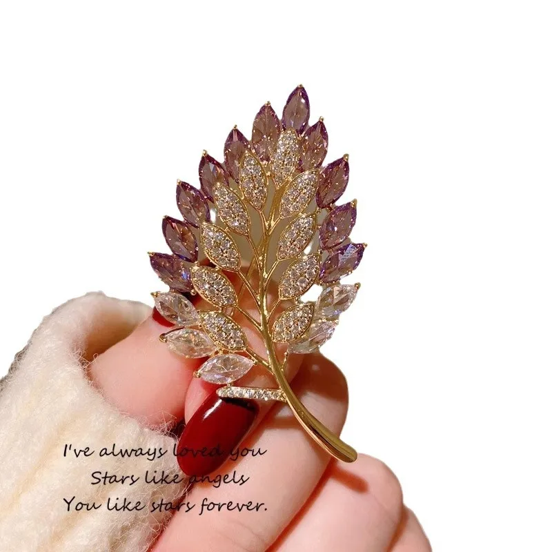 Exquisite Women Girls Elegant Crystal Leaves Brooches Pins Fashion Shining Boutique Rhinestone Plant Badges  Jewelry For Lady