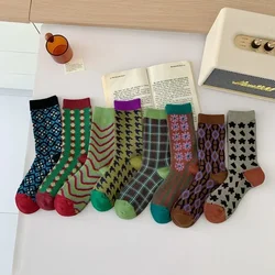 Women Socks Cotton Knitting Japanese Fashion Girl Elastic Long Socks Women Harajuku Retro Vintage Crew Socks Autumn Winter