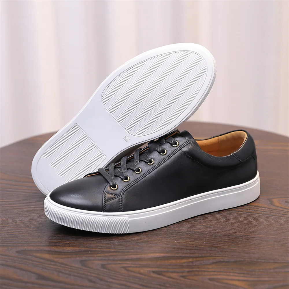 Wit lederen heren casual sneaker schoenen nieuwe minimalistische ronde neus veterschoenen lichte buitensportschoenen effen kleur mannelijke comfortschoenen