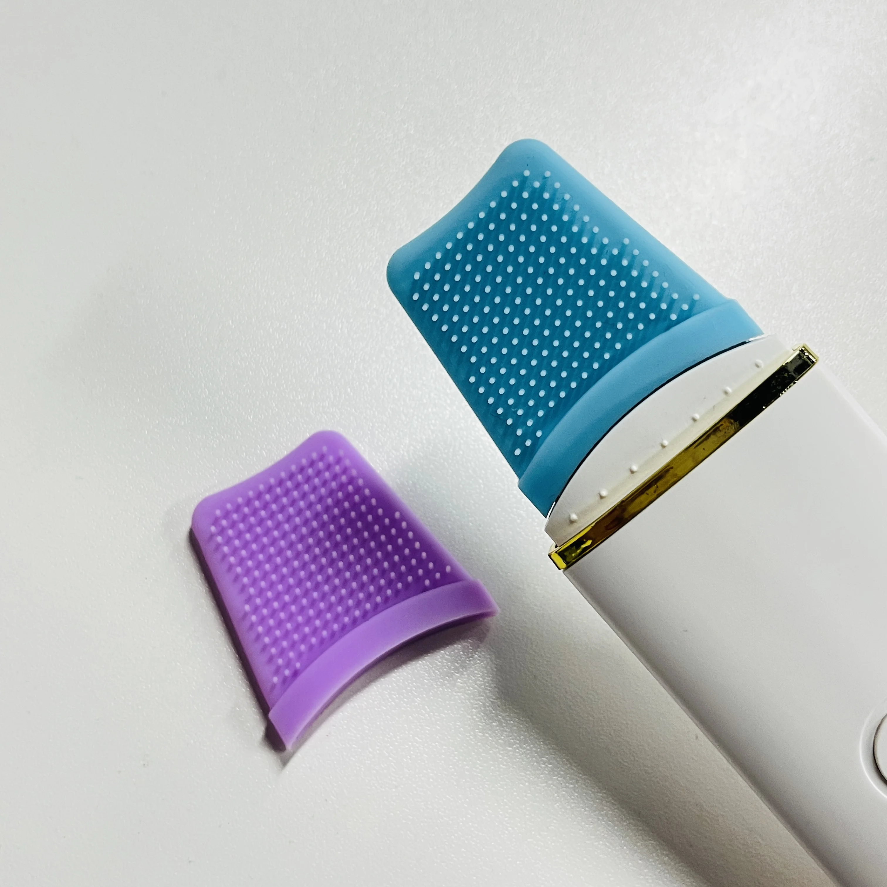 スマートライブラリーワイヤレス黒ずみ除去毛穴クリーナー充電式スクラバー防水電動フェイススパチュラ4モード付き