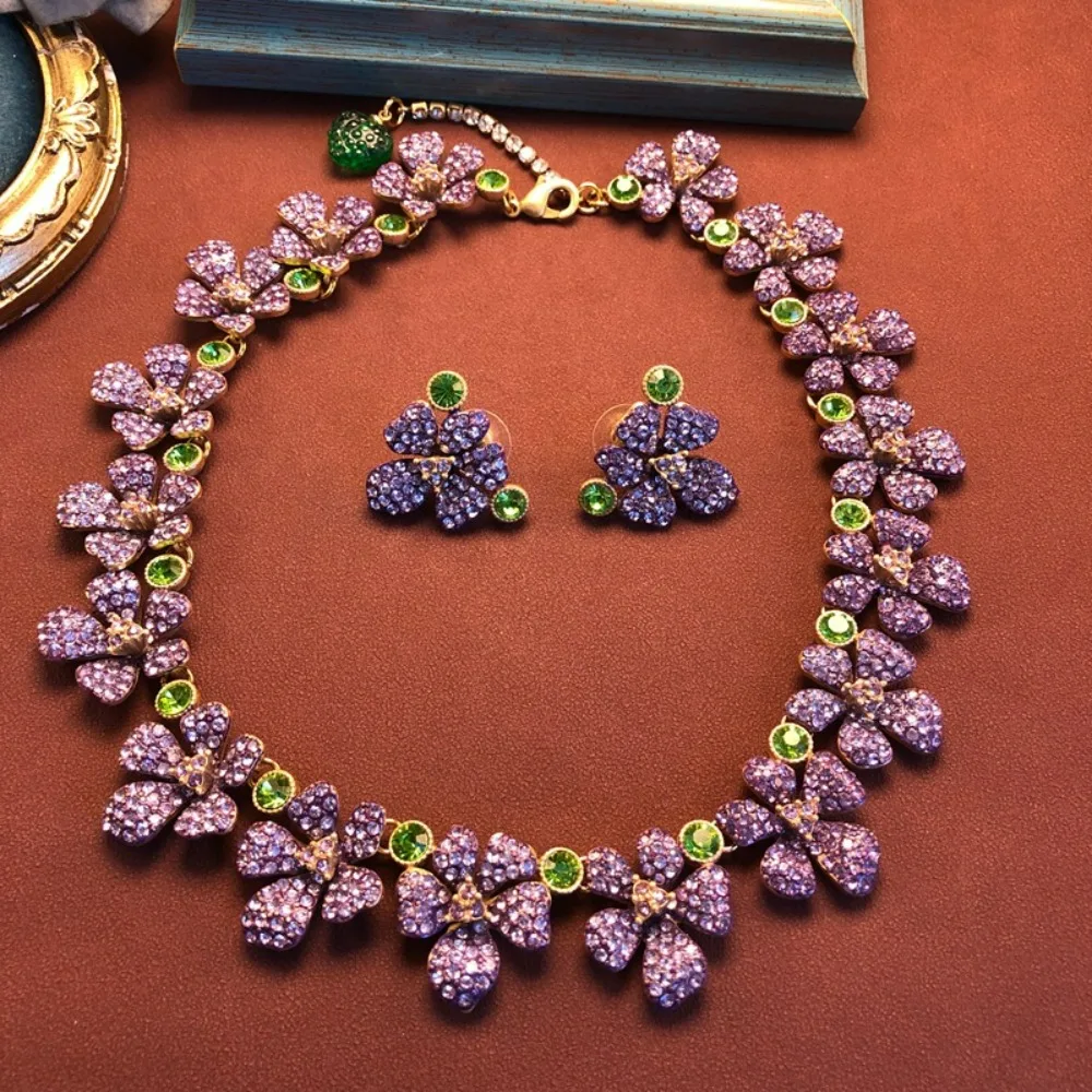 

Trend Vintage Jewelry Exquisite Fashionable Purple Rhinestone Paved Flower Spray Craft Short Necklace Earring Set Elegant Choker