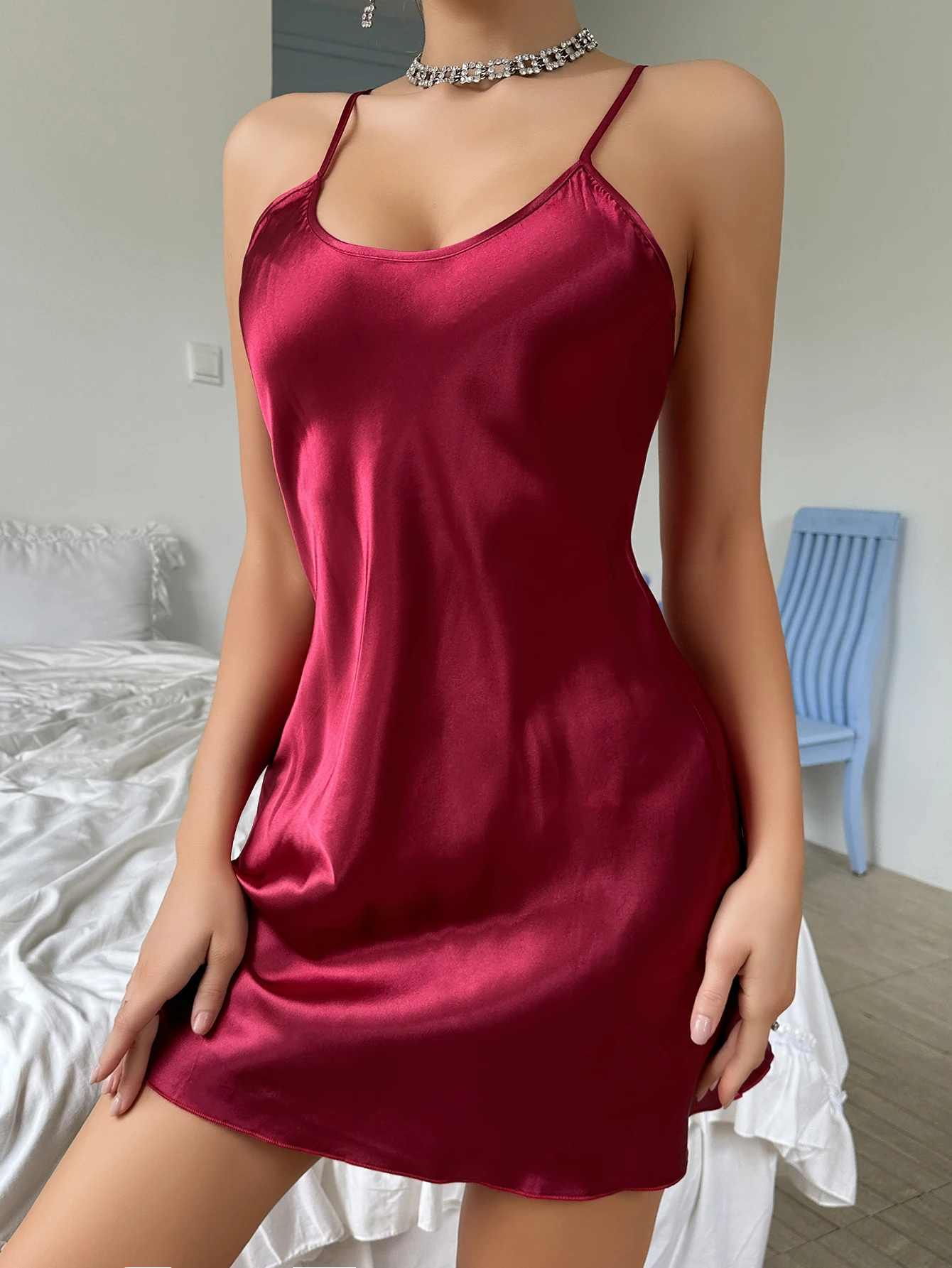 Sexy solid color women\'s nightdress round neck silk slip dress comfortable backless women\'s pajamas