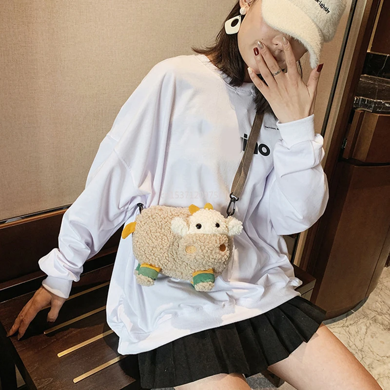 Lovely Cartoon Cow Shape Plush Messenger Bag Kid Designer Bag Cattle Crossbody Bags Small Handbags Coin Purse Women'S