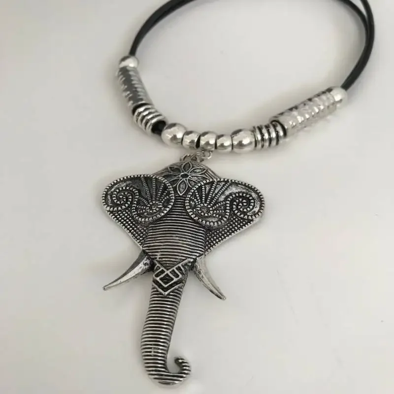 Pendant Leather Choker Elephant Necklace