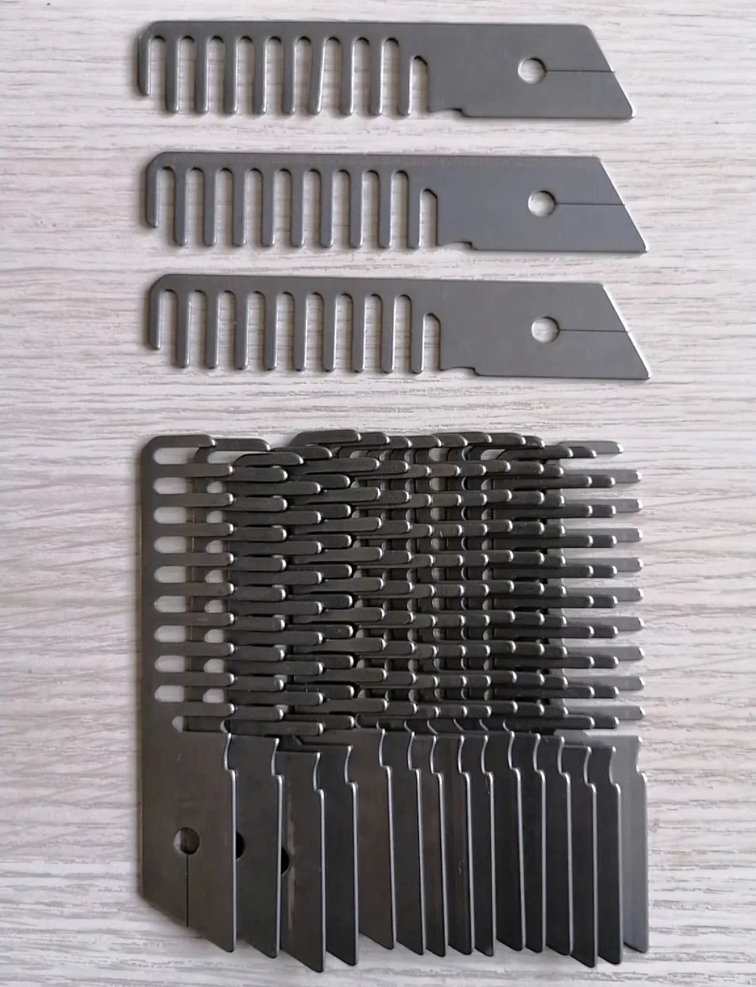 Titanium Alloy  Replacement Comb Compatable with CKB-2 knife handle