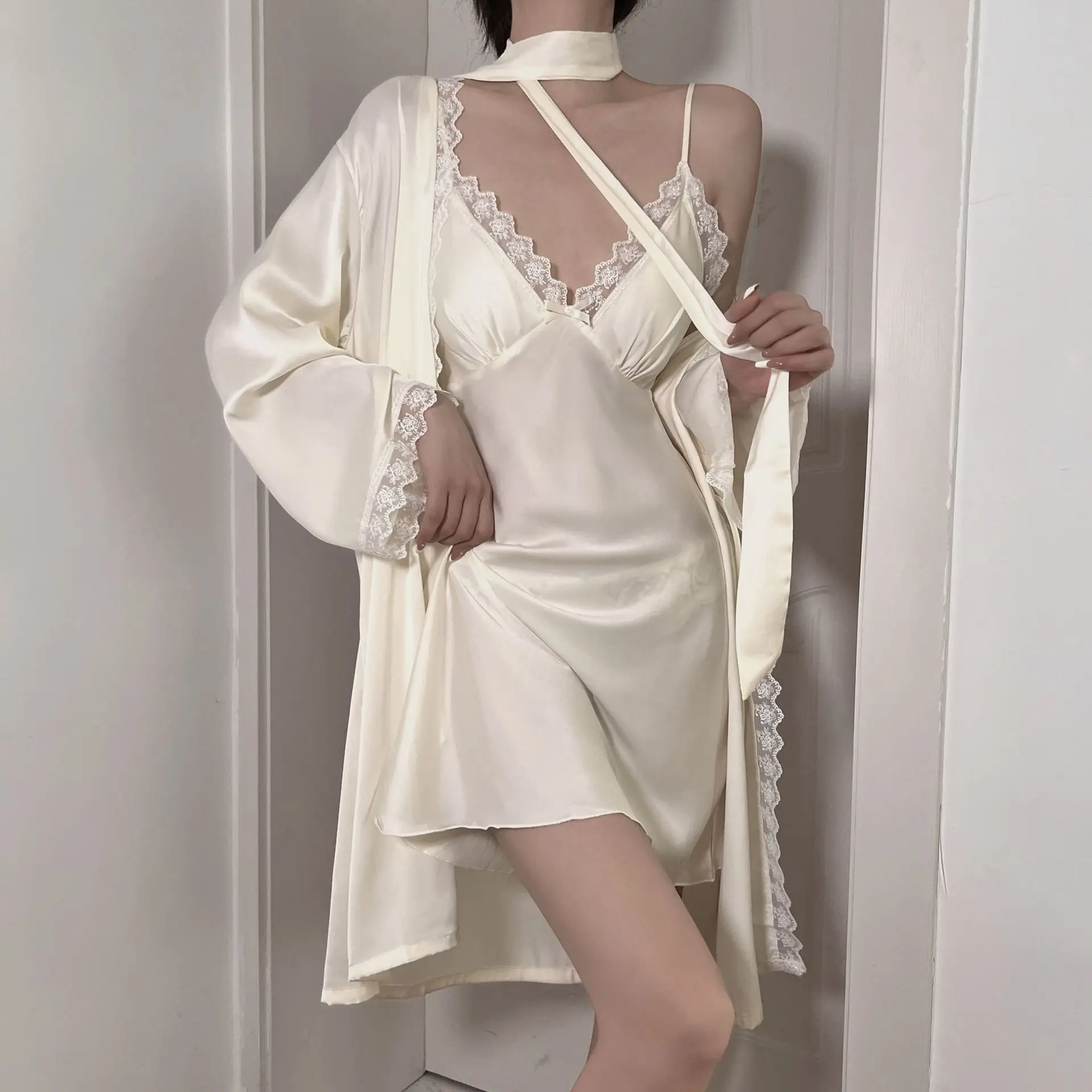 Lace Patchwork Bride Bridesmaid Wedding Robe Women Satin Bathrobe Homewear Soft Sleepwear Sexy Kimono Gown Intimate Lingerie