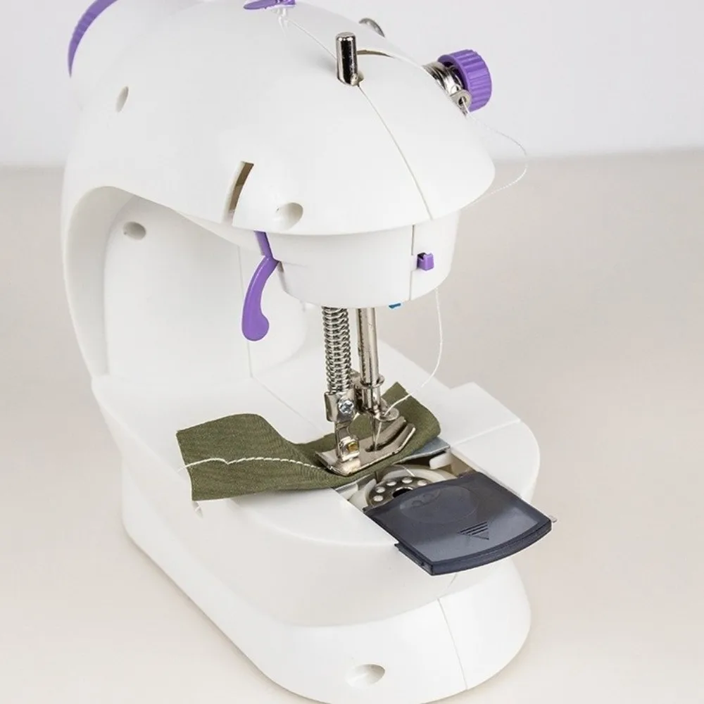 

Double Thread Electric Sewing Machine LED Light Foot Pedal Portable Sewing Machine 2-Speed Sewing Tool Beginner Friendly