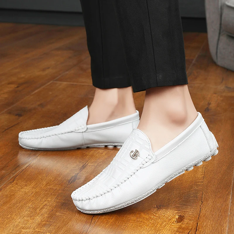 Lightweight White Loafers Men Casual Shoes Handmade Leather Male Slip on Soft Flats Man Moccasins Luxury Mens Driving Shoes 2024