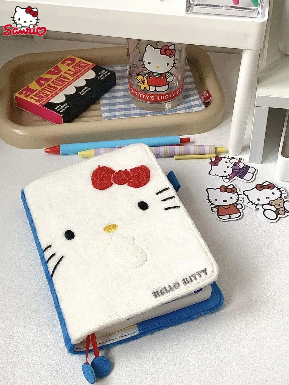 

Sanrio Hellokitty Cute Notebook Small Fresh PU Leather Diary Diary Account Color Day System Ins