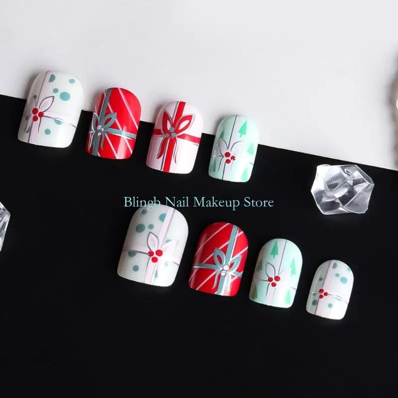 28taクリスマスフェイクネイルセット24マットの正方形の形状赤みの白い花柄のデザインスパークリンググリッター仕上げabsマテリアルギフト