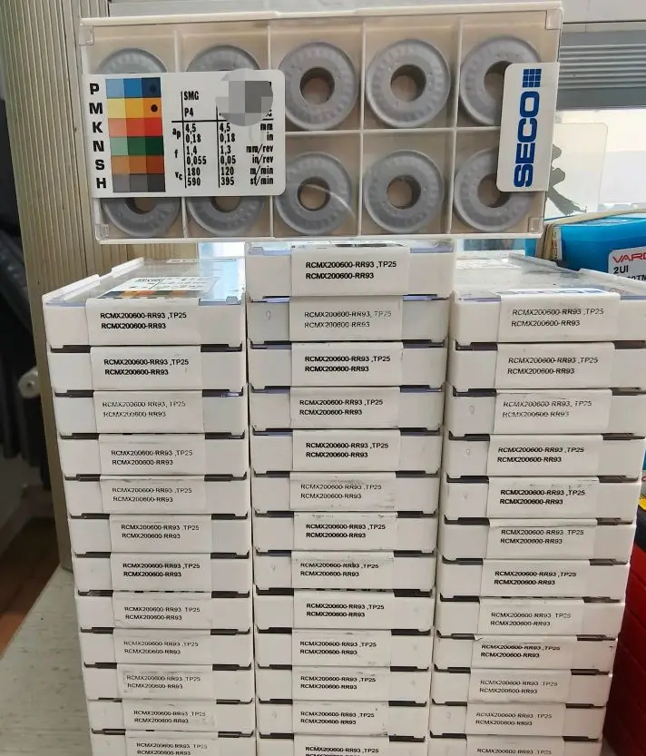 

Hard alloy cutting blades RCMX200600-RR93,TP0501