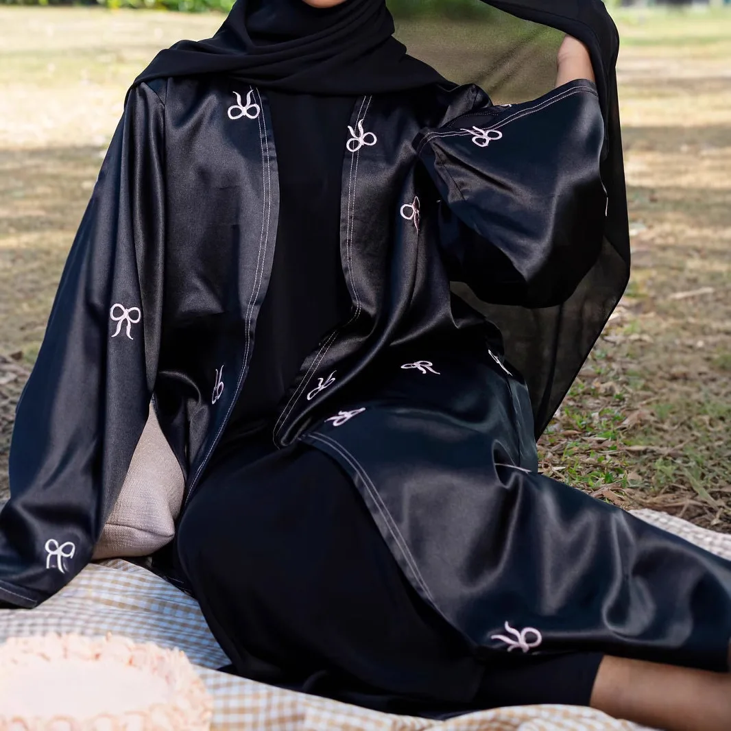 Female Muslim Dress Cardigan Islamic Clothing Satin Open Abaya with Embroidered Bow Wholesale for Summer Winter Made Cotton