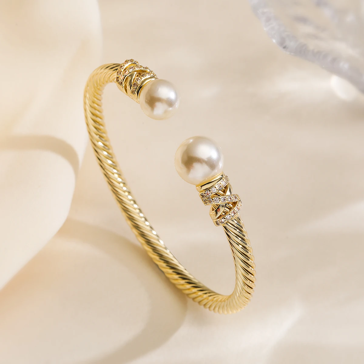 2024 New Arrival Gold Color Vintage Bohemian Jewelry Delicate CZ Zircon Pearl Bangles For Elegant Women